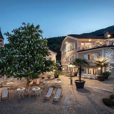 Hotel Weisse Lilie - B&B Rio di Pusteria Dış mekan fotoğraf
