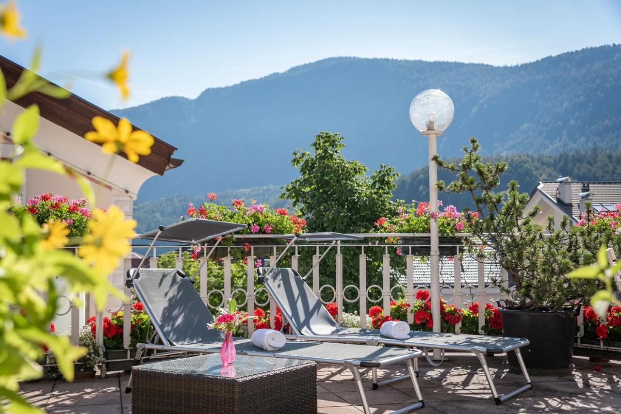 Hotel Weisse Lilie - B&B Rio di Pusteria Dış mekan fotoğraf