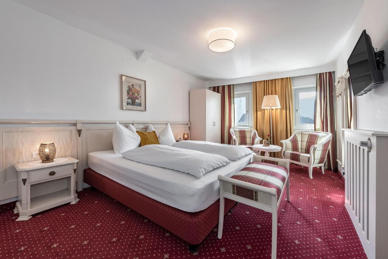 Hotel Weisse Lilie - B&B Rio di Pusteria Dış mekan fotoğraf