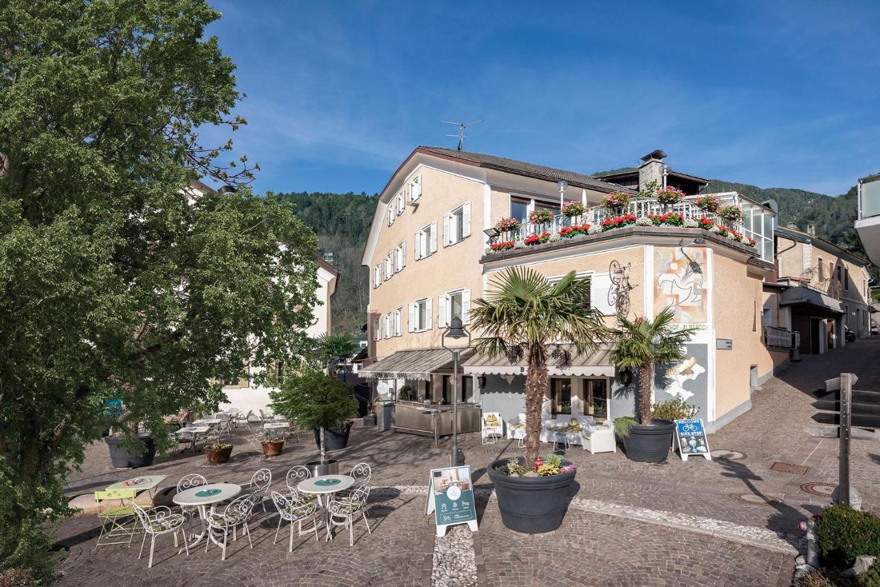Hotel Weisse Lilie - B&B Rio di Pusteria Dış mekan fotoğraf