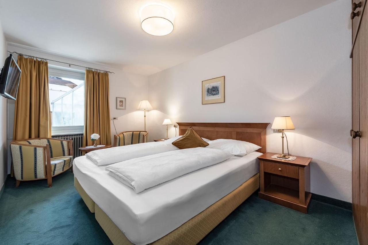 Hotel Weisse Lilie - B&B Rio di Pusteria Dış mekan fotoğraf