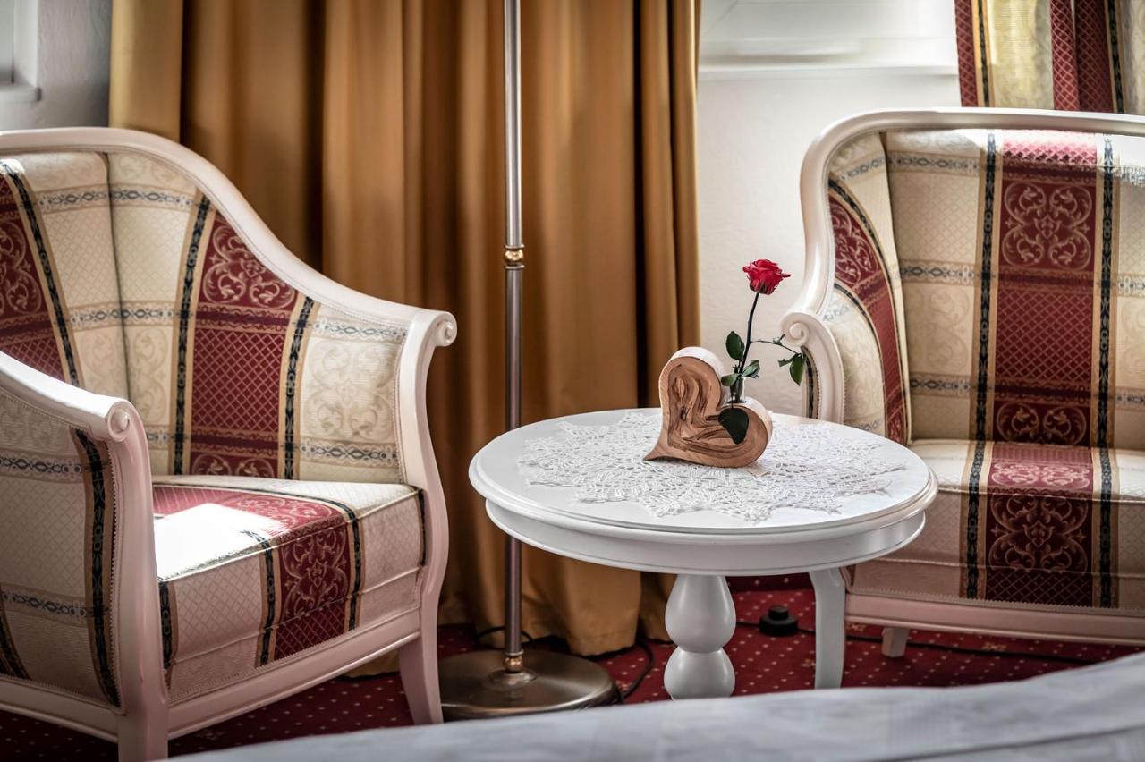 Hotel Weisse Lilie - B&B Rio di Pusteria Dış mekan fotoğraf